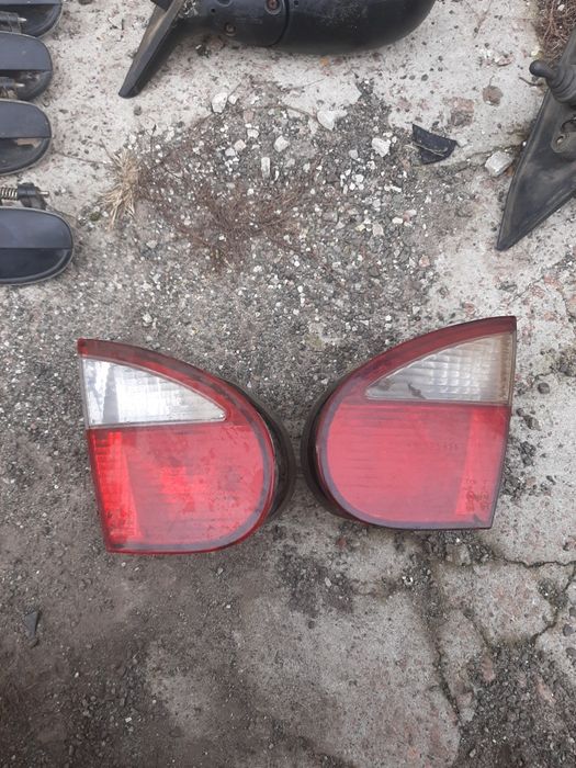 Дверні ручки, дзеркала заднього виду, стопи на Daewoo Lanos