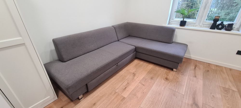 Szary narożnik (funkcja spania)