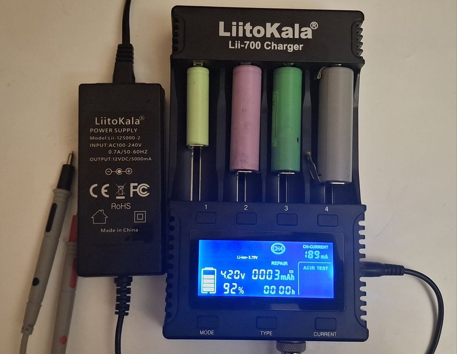 Новинка! LiitoKala  Lii- 700 Charger