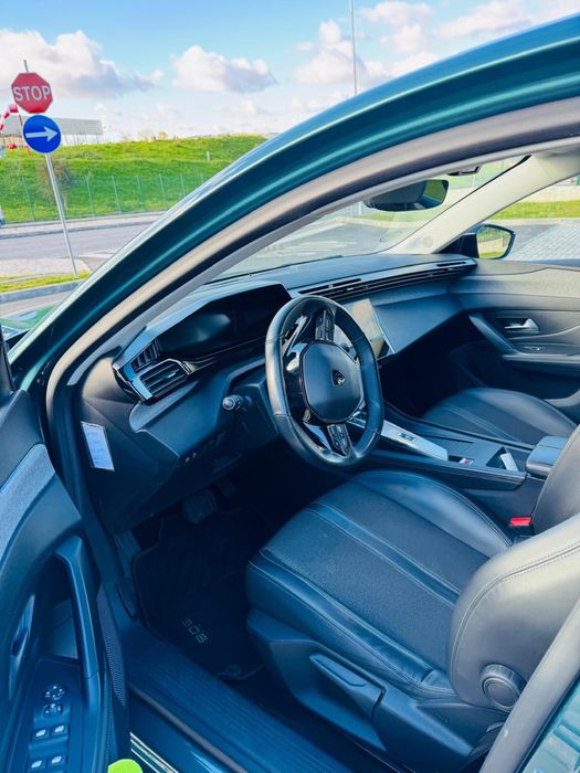 Peugeot 308 Plug-in Hybrid Allure Pack 11/2022