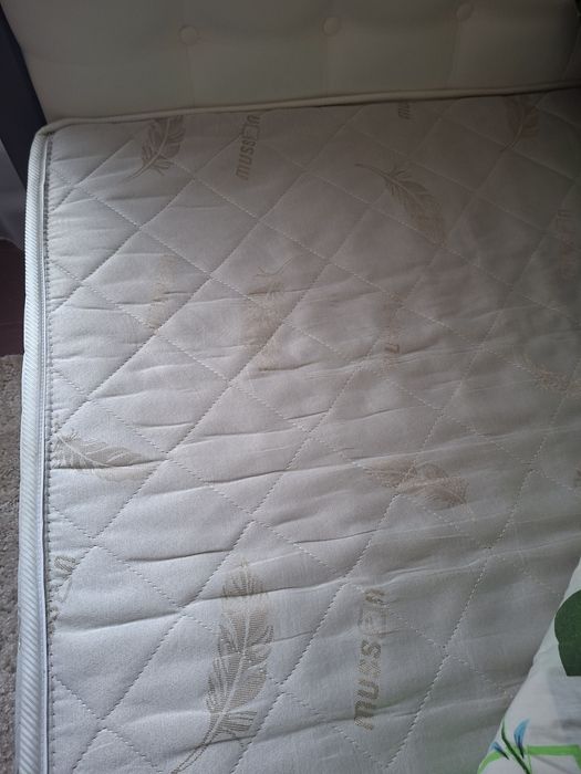 Ліжко ДЕРЕВ'ЯНЕ з матрацом