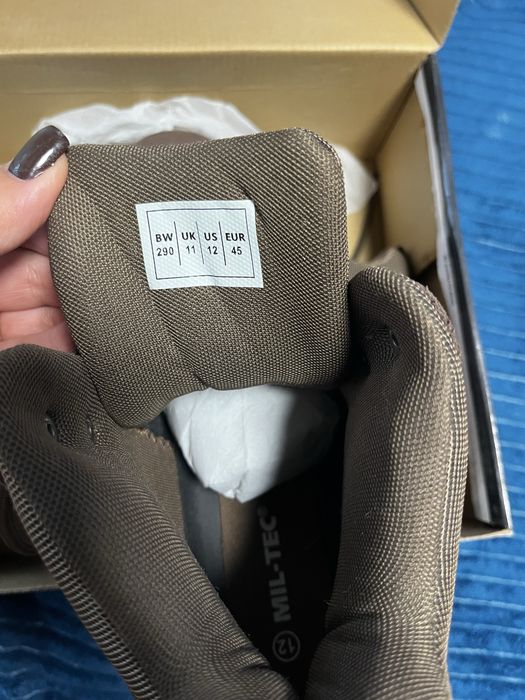 Продам нове взуття ,берці
