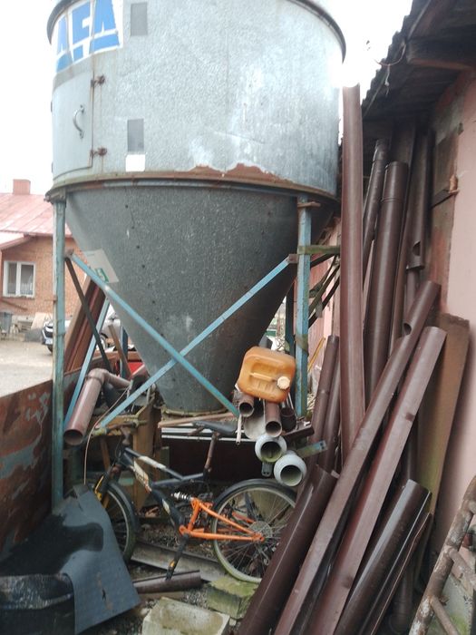 Silos około 5t pojemności