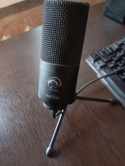 Мікрофон Fifine в гарному стані