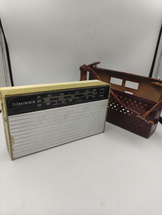 Przenośny odbiornik radiowy Eltra Dominika zabytek