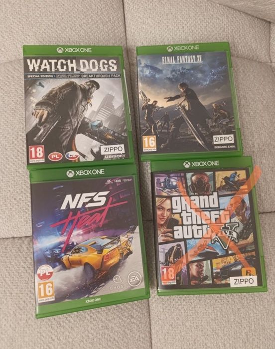 Zestaw 11 gier pudełkowych Xbox one