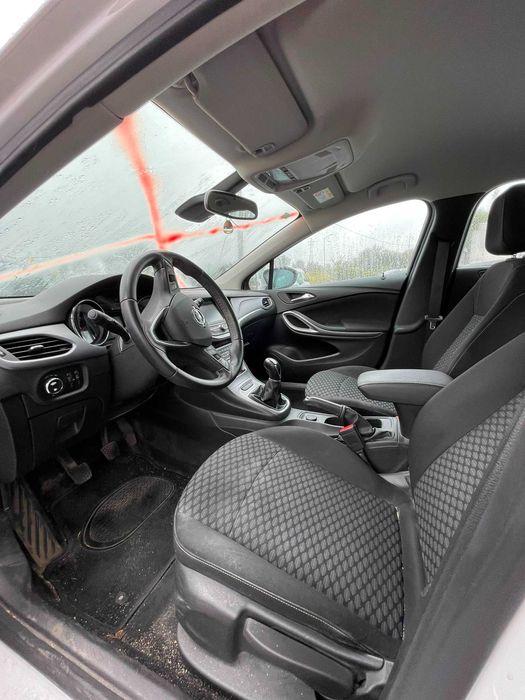 Opel Astra K 2018 para peças