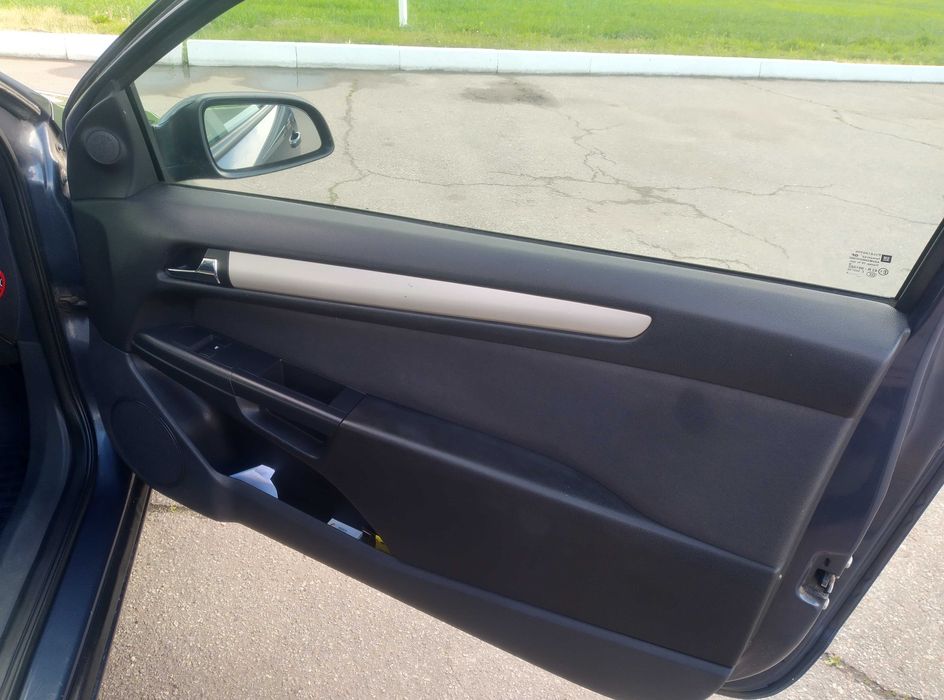 Opel Astra GTS. 1.8 газ/бен 140л.с.