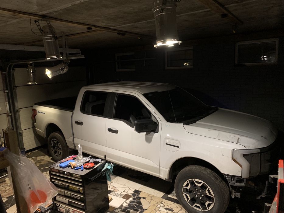 Ford F-150 Lightning 2023