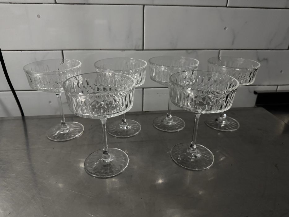 Бокали стакани посуд скло