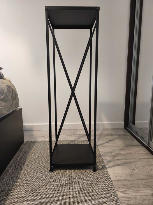 Stojak kwietnik metalowy