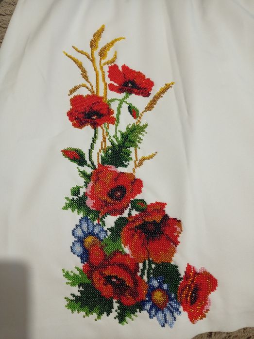 Плаття вишите бісером