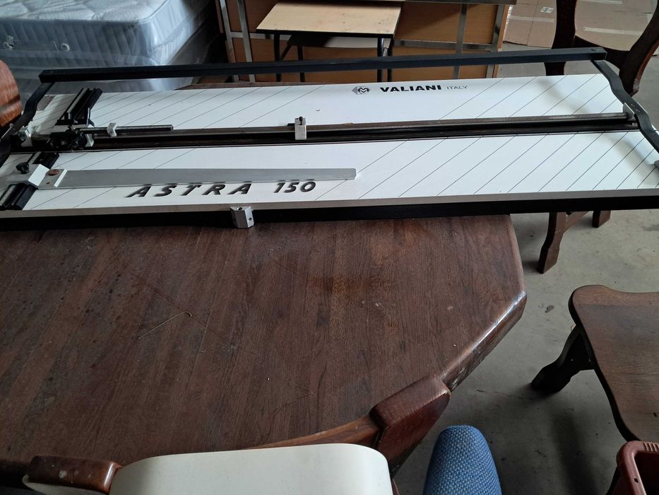 Cortador manual de passepartout valiani astra 150