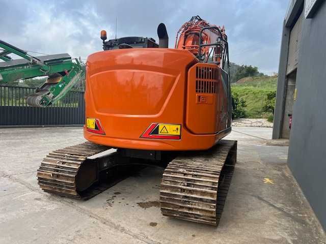 hitachi zx135us-7