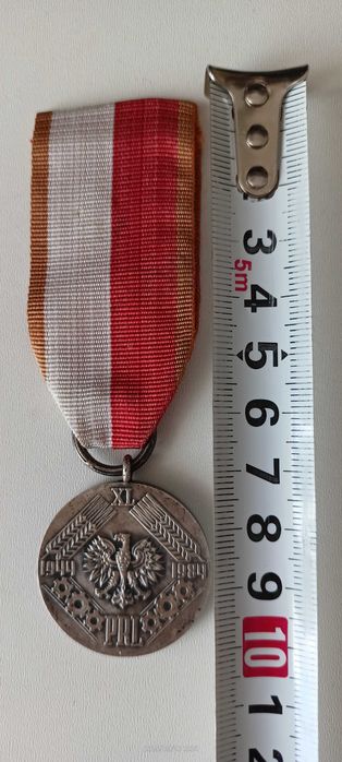 Medal 40-Lecia PRL z wstęgą orderową