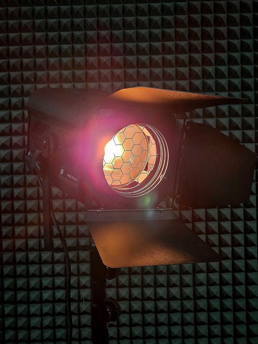 REFLEKTROR TEATRALNY Fresnell + Sterownik - Zestaw