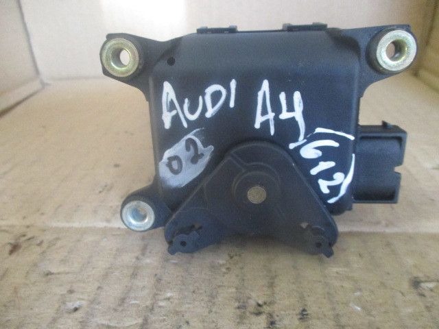 Motor da comporta da sofagem AUDI A4 Avant (8D5, B5)