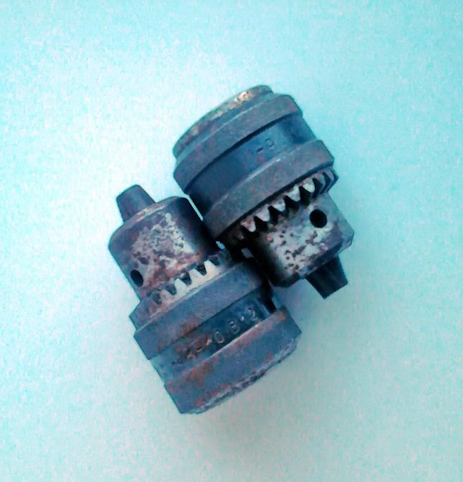 Трёхкулачковый патрон под конус Морзе, (пара) СССР .