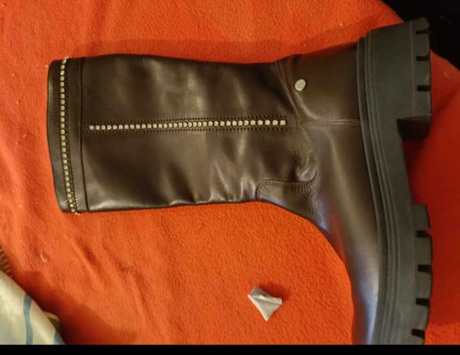 Botas de senhora em pele n 37