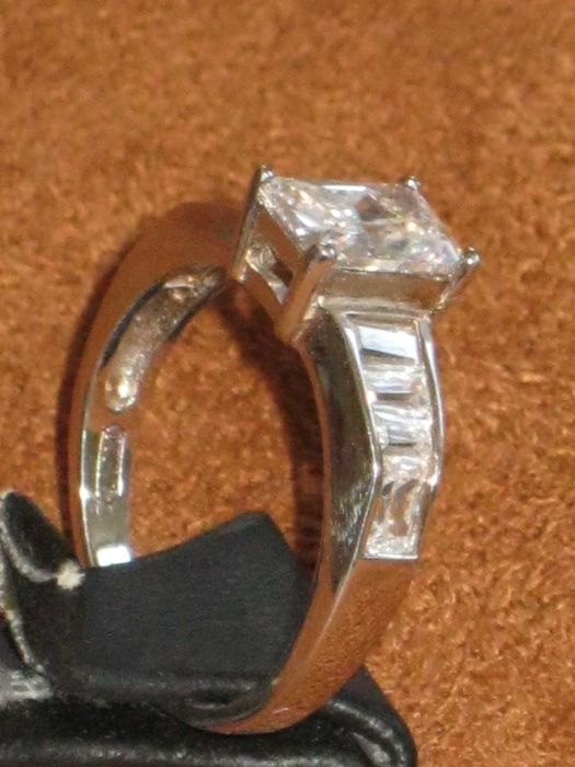 Anel Prata Maciça de Lei 925`/.. C/Contraste