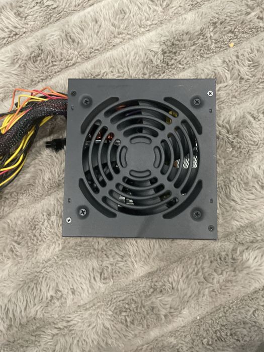 Zasilacz komputerowy 650w