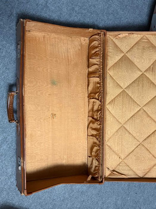 Mala vintage em couro – anos 50/60