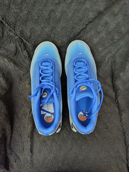 Nike DN azuis e brancas