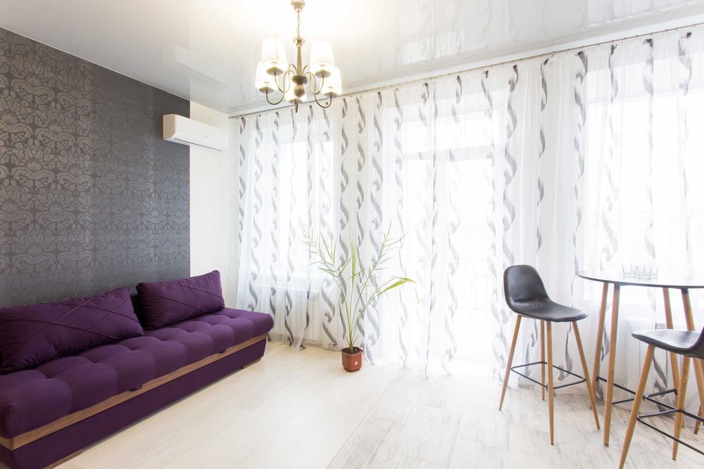 Отличная СВОЯ квартира посуточно./подобово Сумская м. Университет.