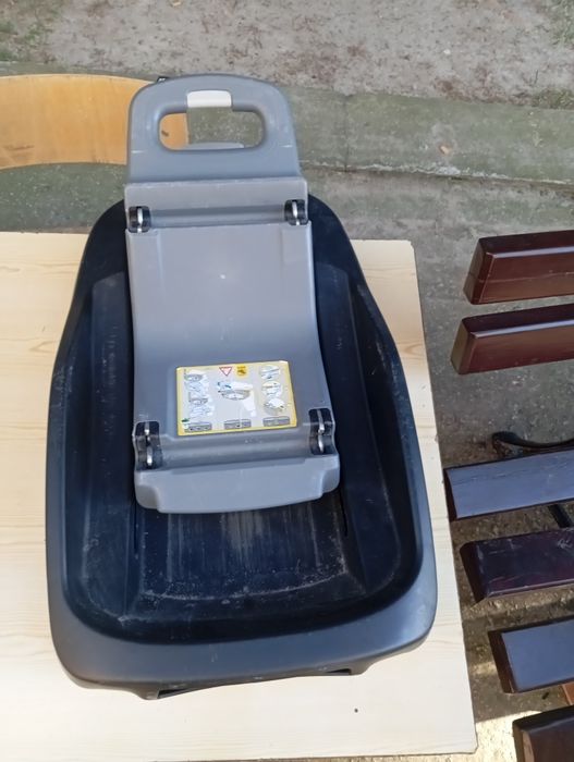 Maxi Cosi pebble baza i fotelik