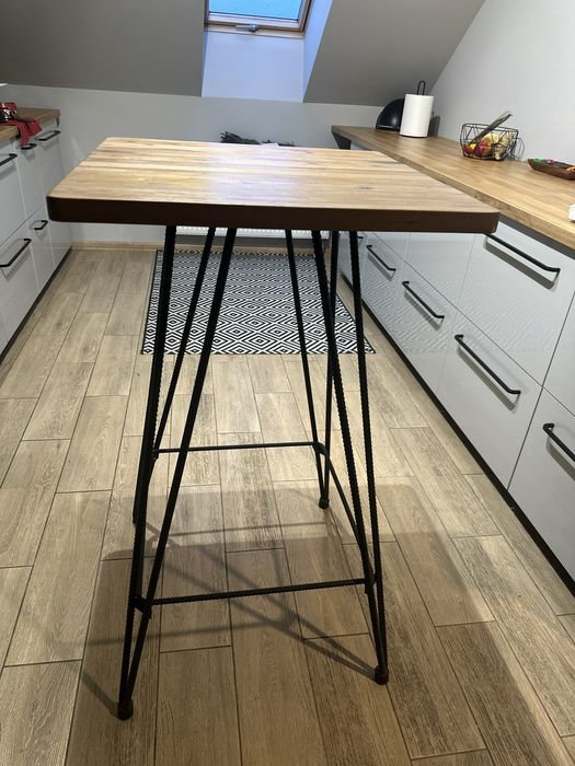 Stolik barowy drewniany blat