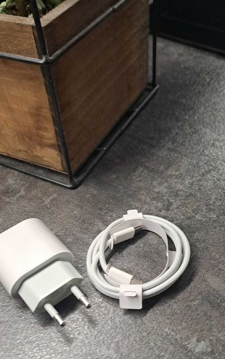 Ładowarka sieciowa szybka 35W USB-C z przewód kabel 1m iPhone 15