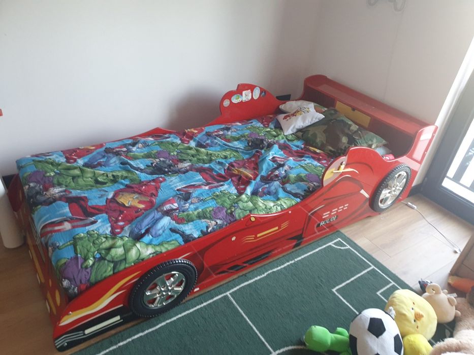 Łóżko auto dla chłopca