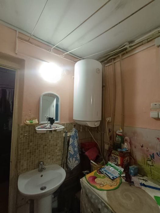 ЗДАМ кімнату в гуртожитку