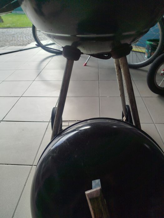 Grill  węglowy ogrodowy