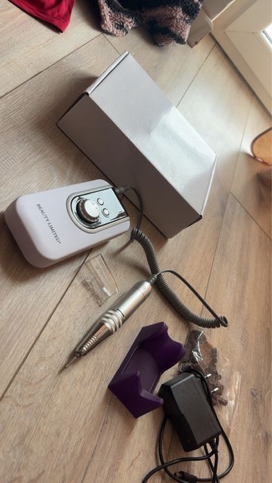 Frezarka + pochłaniacz pyłu zestaw Rezerwacja