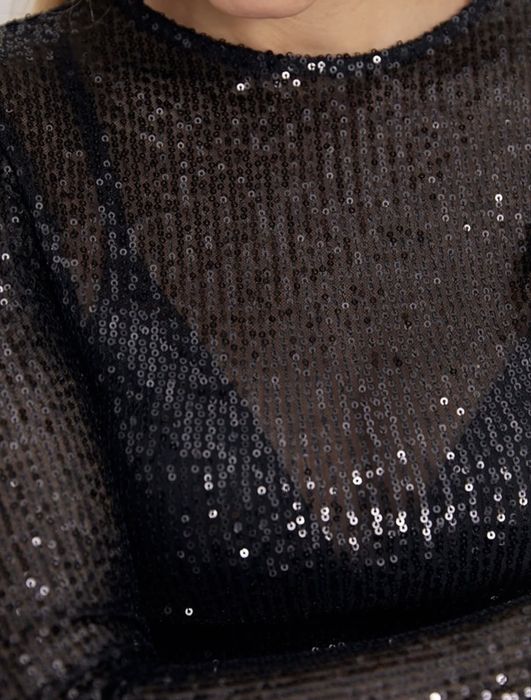 Лонгслів в пайєтках чорний М