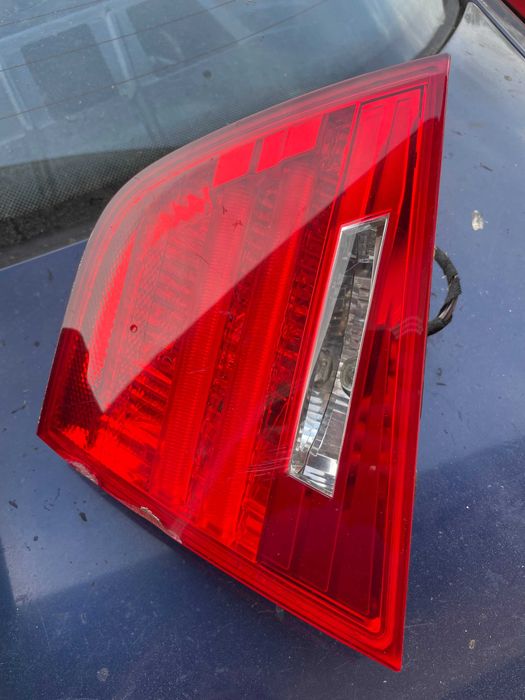 Bmw 3 e91 lampa tył w klapę prawa lift 7.289.434