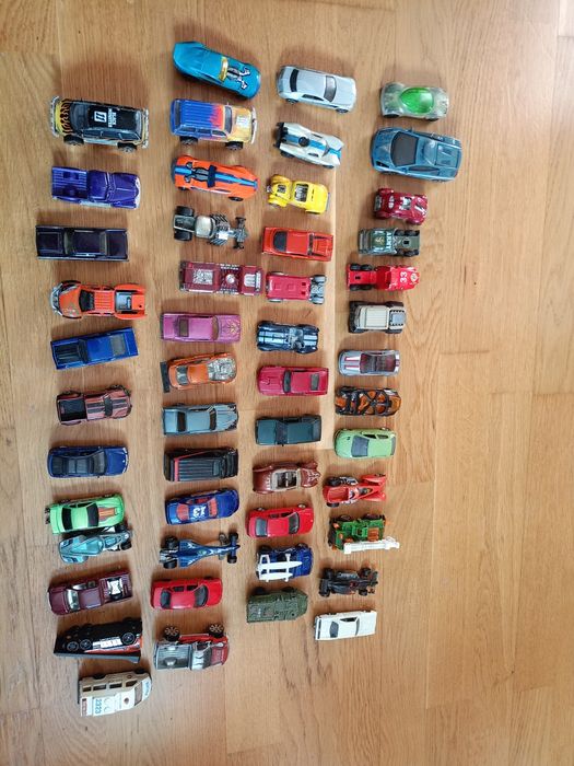 Машинки модельні hot wheels різні раритетні