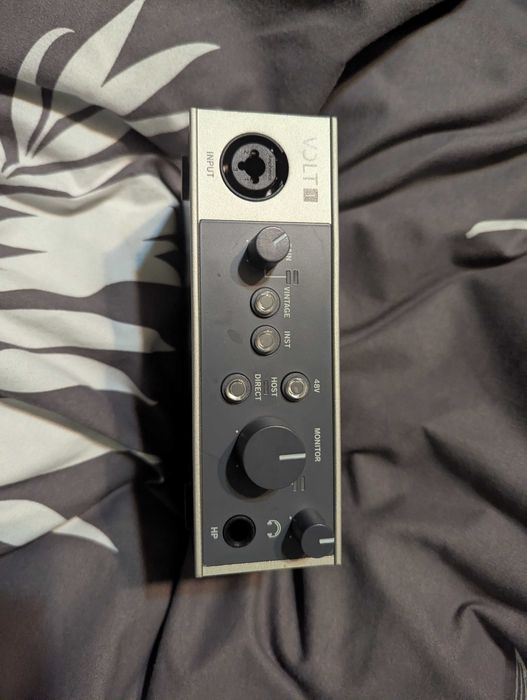Аудіоінтерфейс UNIVERSAL AUDIO VOLT 1 звукова карта уже вона
