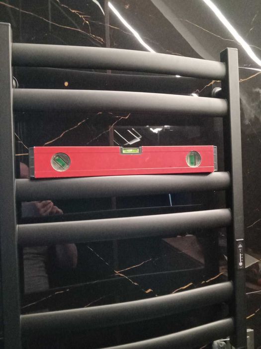 установить электрический полотенцесушитель.Одесса