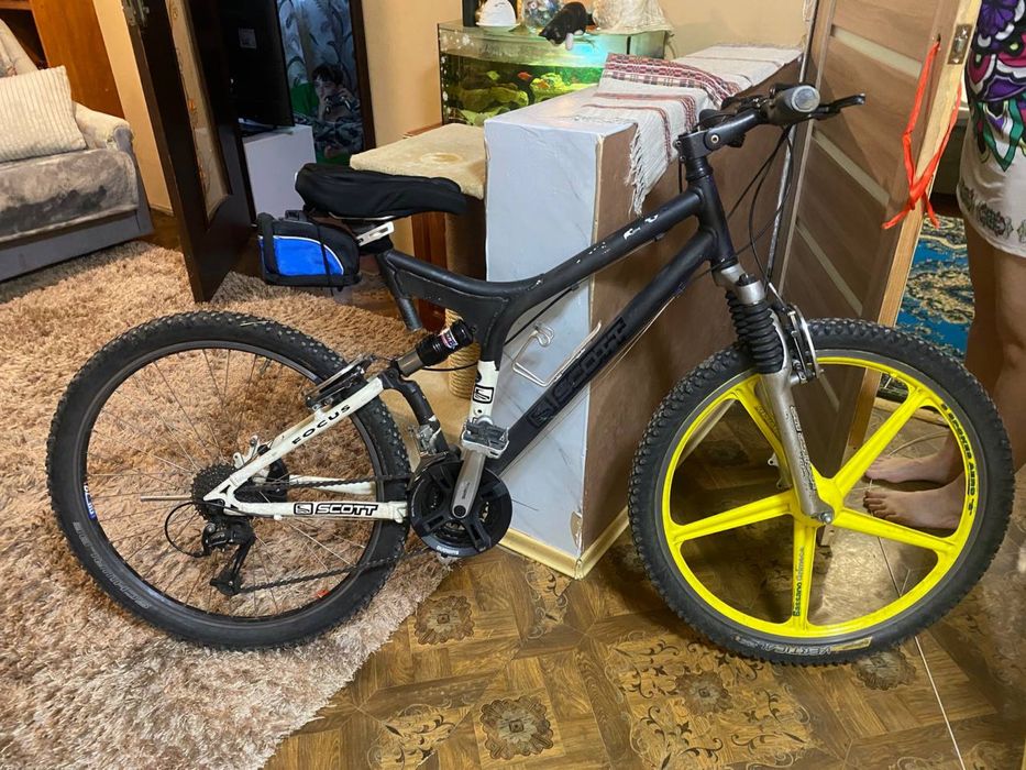 Велосипед горный двухподвесной Skott