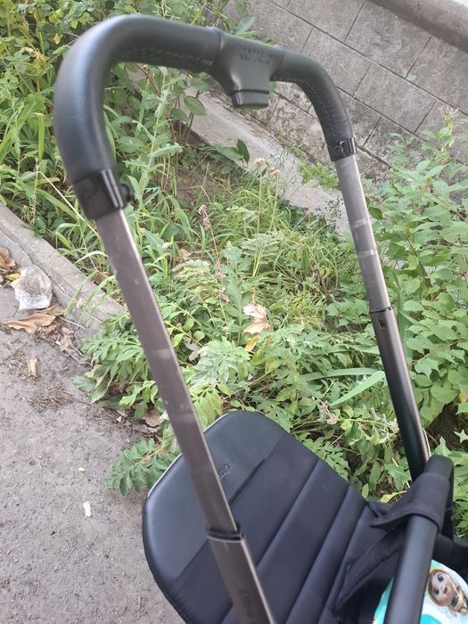 Carrello Ultra прогулянковий візочок