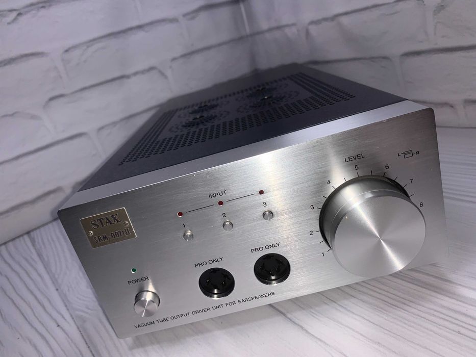 Stax SRM-007t II – Amplificador eletrostático para auscultadores SR-007 MK2
