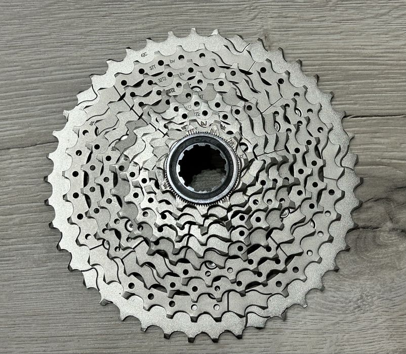 Новий групсет Shimano Deore 10 швидкостей (11-42)