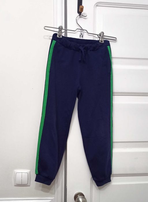 Lote calças de criança 6 e 7 anos