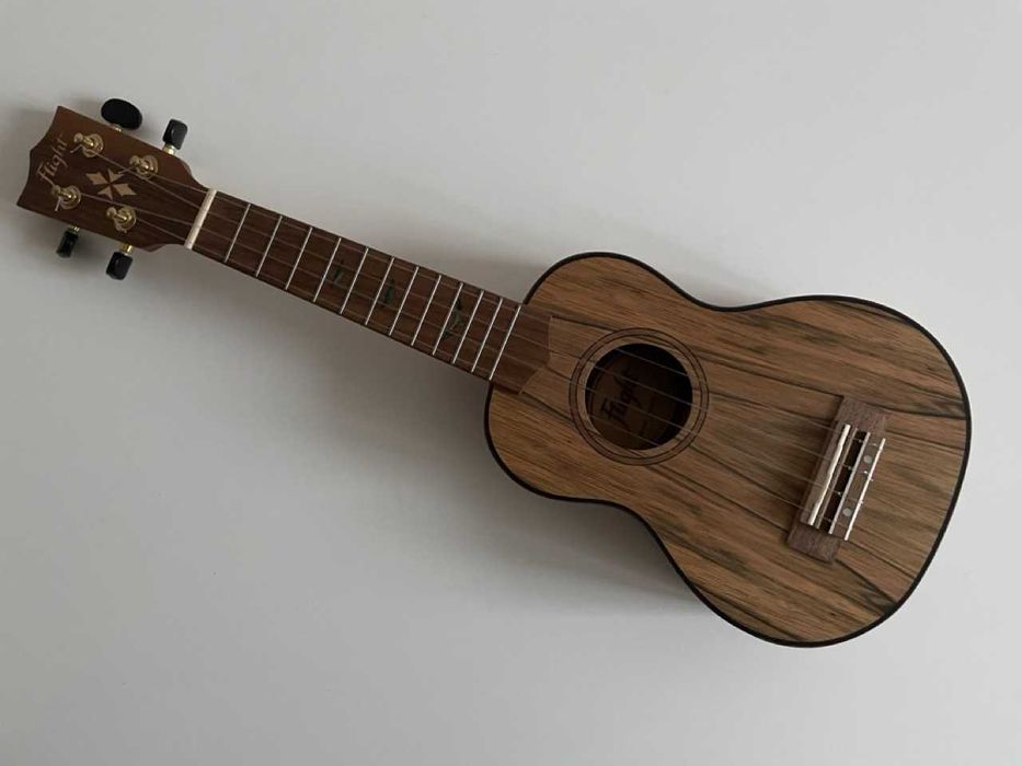 Flight Dus430 Dao - ukulele sopranowe z pokrowcem
