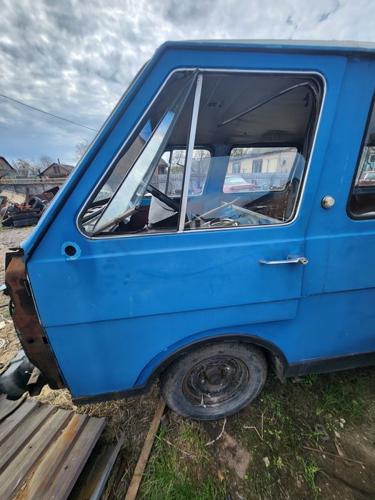 Раф 2203кузов,  розборка , розбираю на запчастини