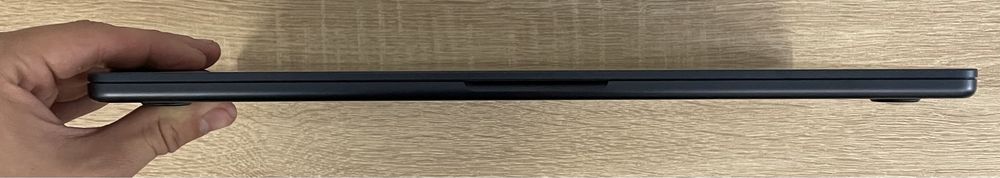 820$ MacBook Air 15" 2023 MQKW3 M2 / 8 GB / 256gb SSD