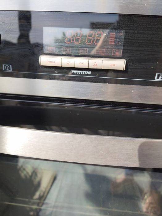 Forno encastrável TEKA HP 740 em inox