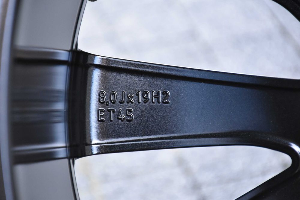 Nowe koła zimowe OEM Audi Q4 Sportback e-tron VW ID.4 ID.5 ID.6 SKODA ELROQ ENYAQ PEAQ CUPRA Tavascan 19" Pirelli